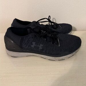 Under Armour size 11W Charged Bandit 2
